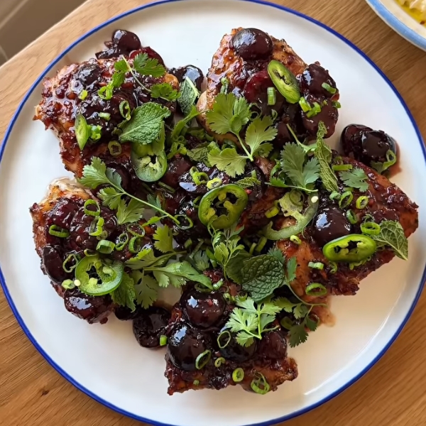Sticky Cherry Chicken Thighs: A Dinner That’s Pure Magic 4 Sticky cherry chicken thighs served with rice and vegetables